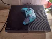 Sprzedam Xbox one fat
