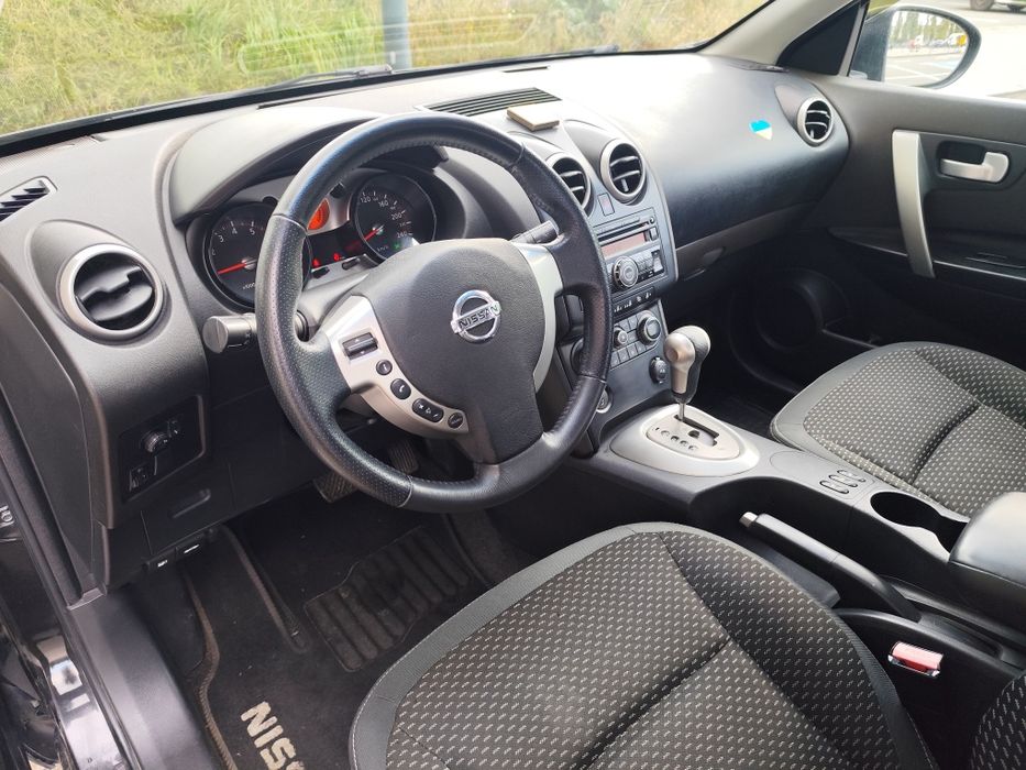 Продам nissan qashqai 2007