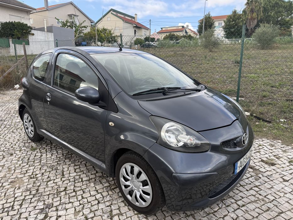 Toyota Aygo 1.0 com Ar Condicionado