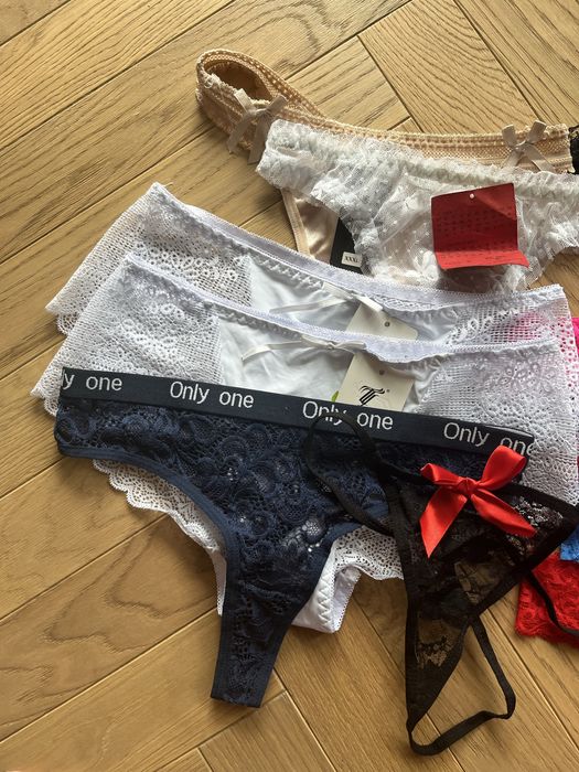 Majtki stringi zestaw 14 par