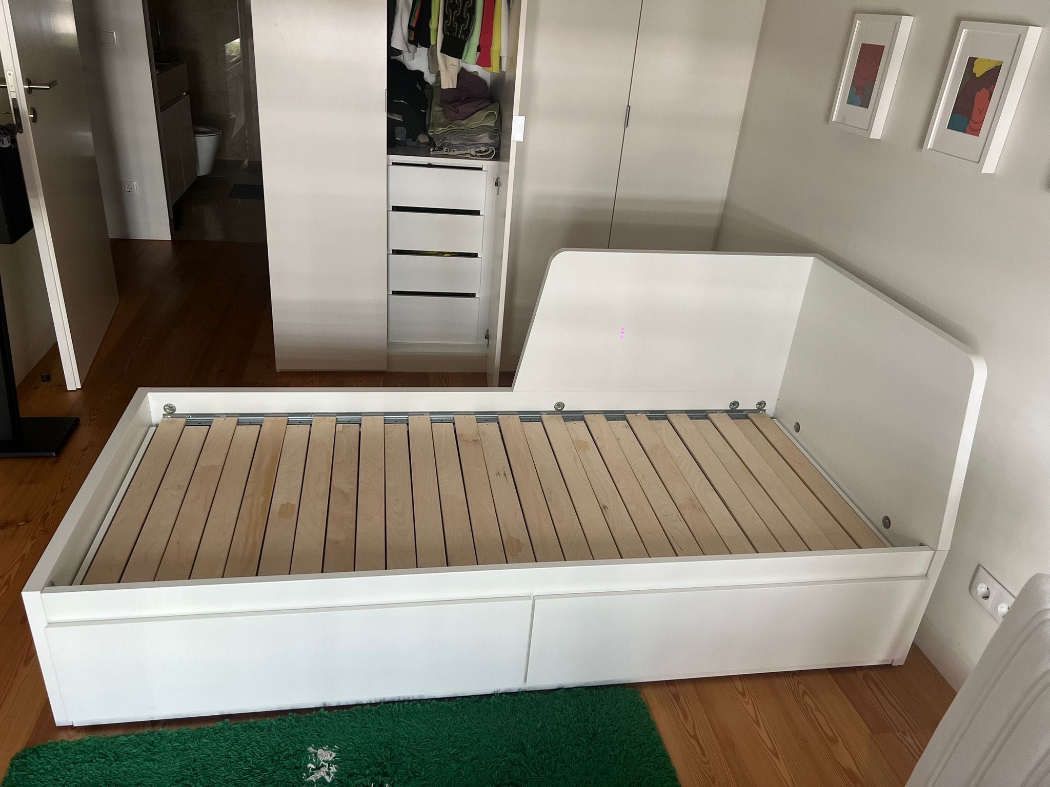 Cama de solteiro IKEA FLEKKE 80x200 com dois colchões incluídos