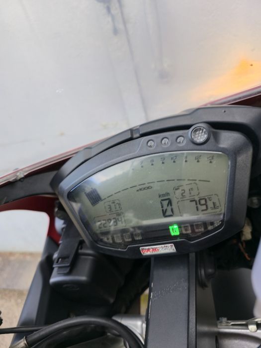 Спортивний мотоцикл. Спортбайк. Ducati 848 evo.