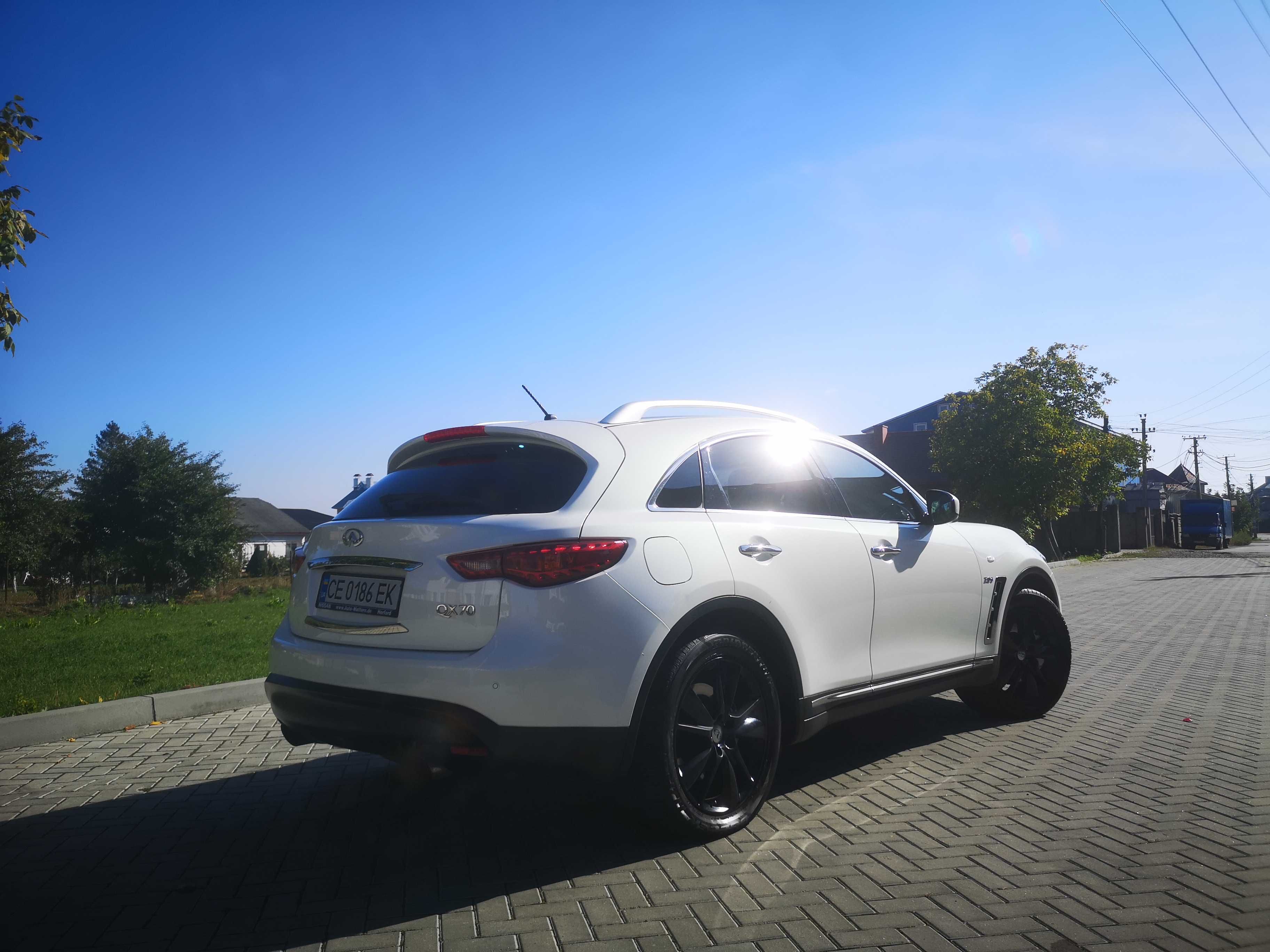 Infiniti qx70 3.0d