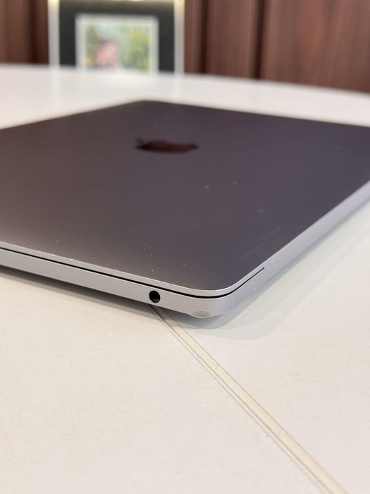 MacBook Pro 13 2020 M1 8Gb 256Gb Space Gray