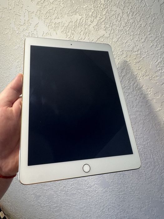 iPad Air 2 64Gb WiFi Gold A1566