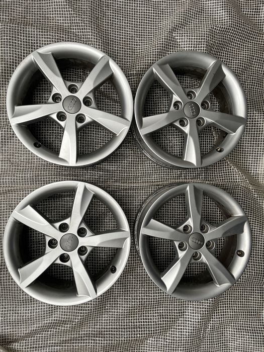 Audi felgi aluminiowe 16 cali 5x112 et48 wysyłka 8V0 oryginał komplet