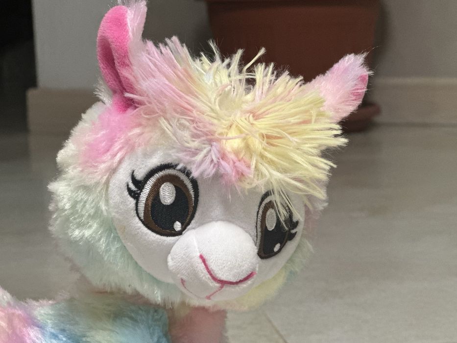 інтерактивна танцююча лама