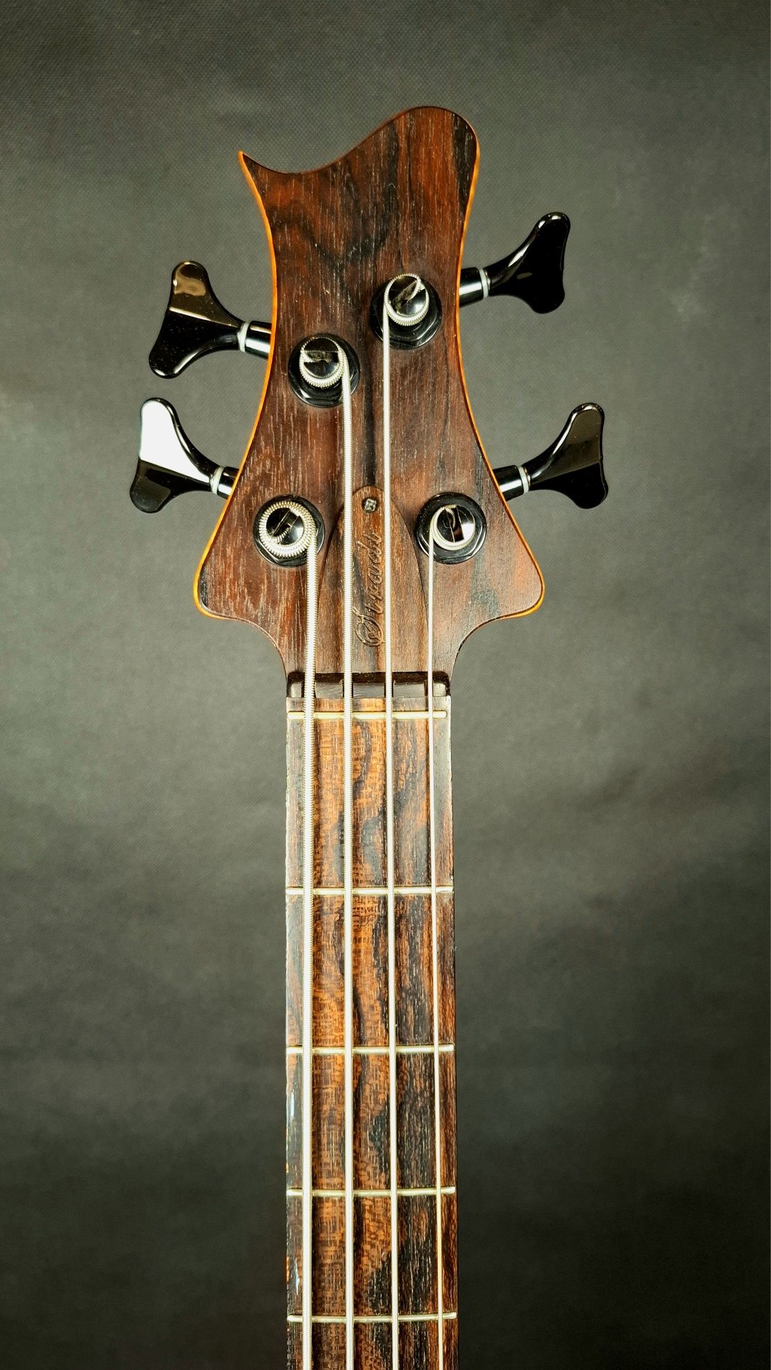 Gitara basowa Stradi Furya Blue lutnicza Custom