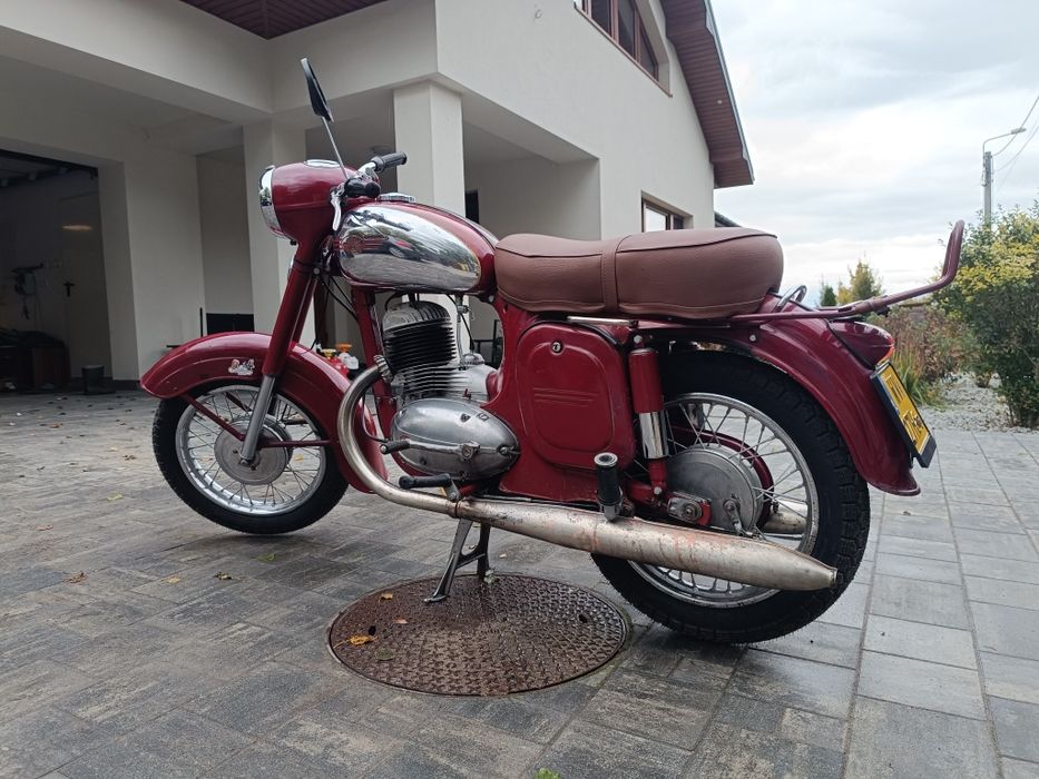 Jawa 250 model 353