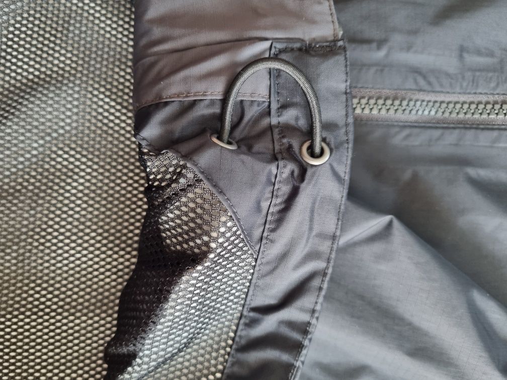 Kurtka  wiatrówka Jack wolfskin. Rozmiar 152.