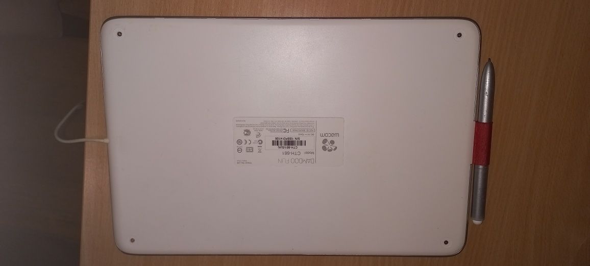 Графічний планшет Wacom Bamboo  CTH-661