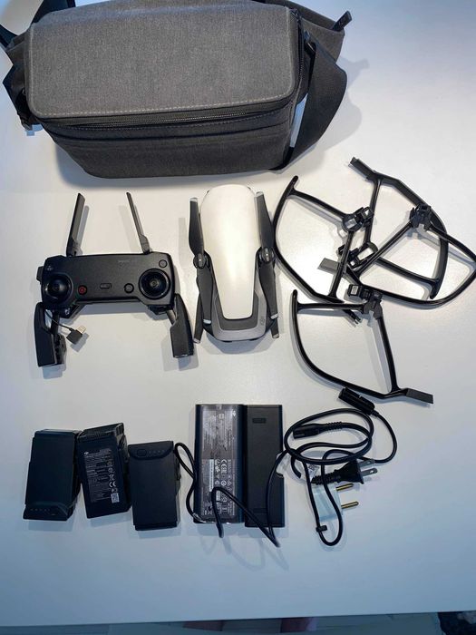 Квадрокоптер DJI Mavic Air More Combo Arctic