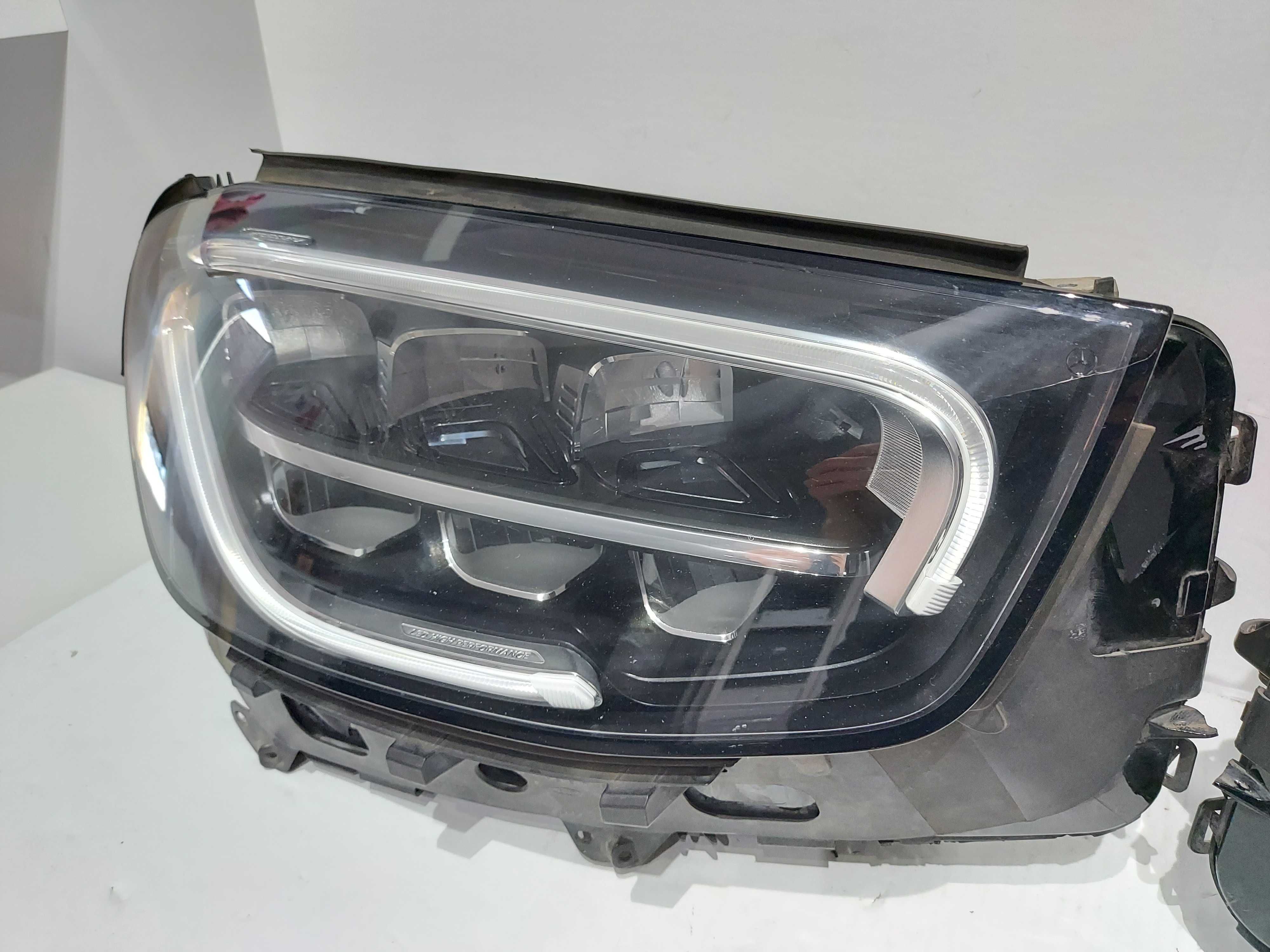 Mercedes GLC X253 19- Reflektor lewy prawy LED HIGH PERFORMANCE Europa
