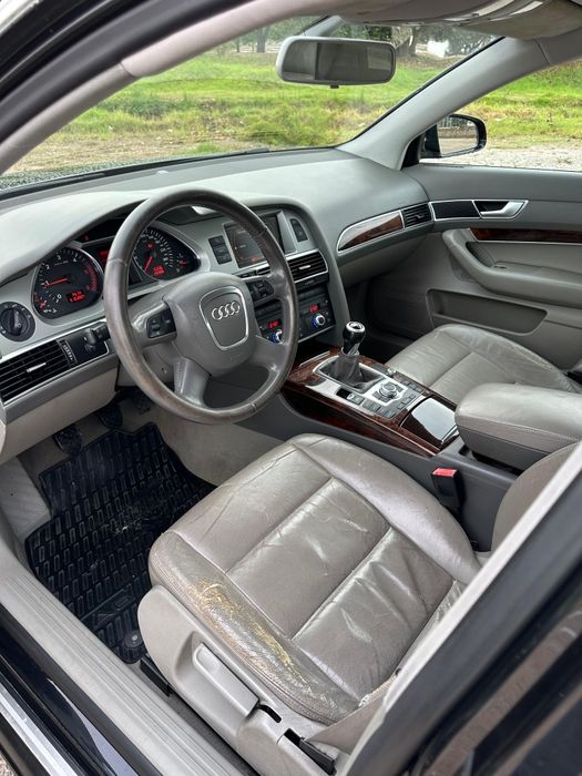Audi A6 TDI  poucos KMS