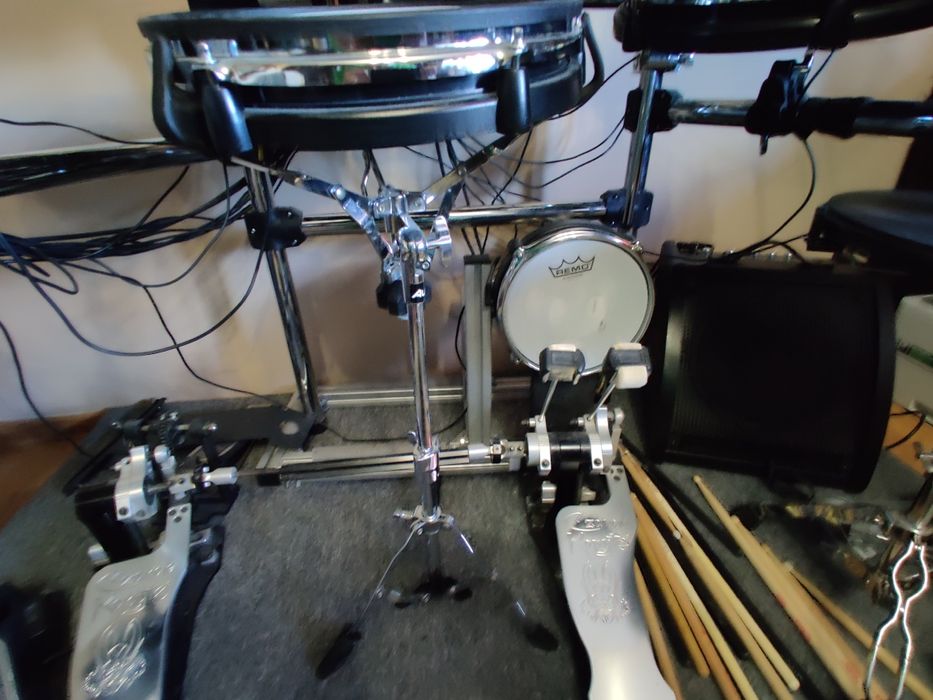 Perkusja elektroniczna Alesis DM 10 pro Mesh