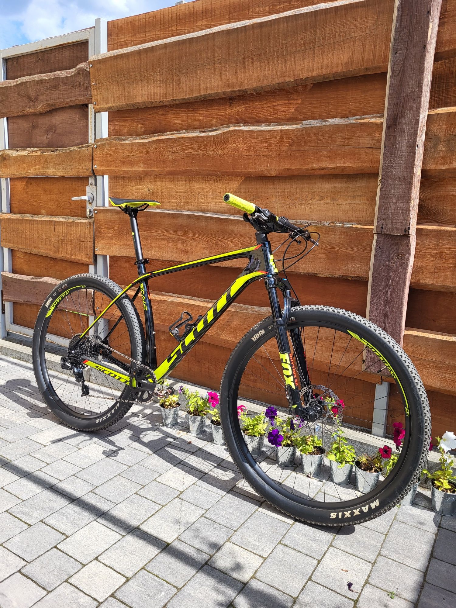 Scott Scale 930 XL carbon fox