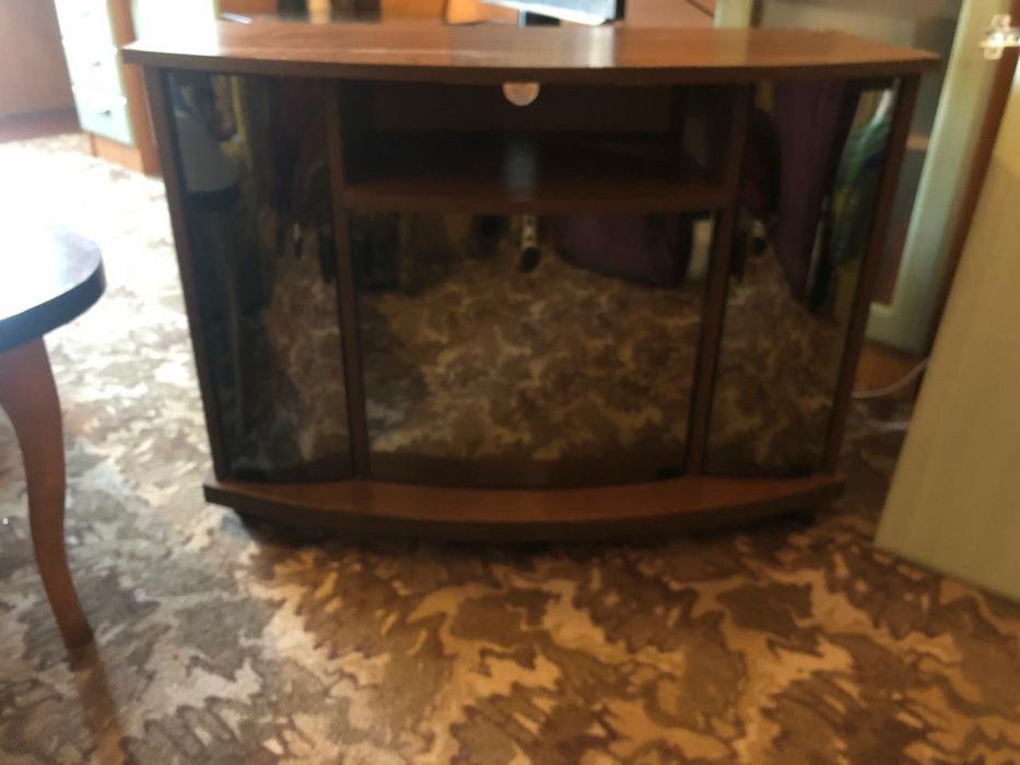 Тумба під телевізор