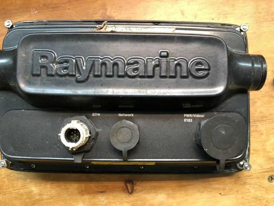 Chartplotter Raymarine E7 MFD