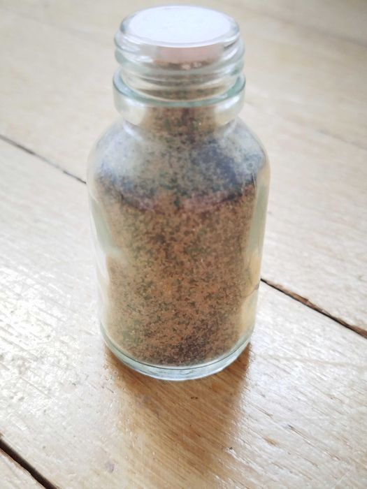 Kolekcja drobnych dekoracji, drobiazgów - cena za komplet