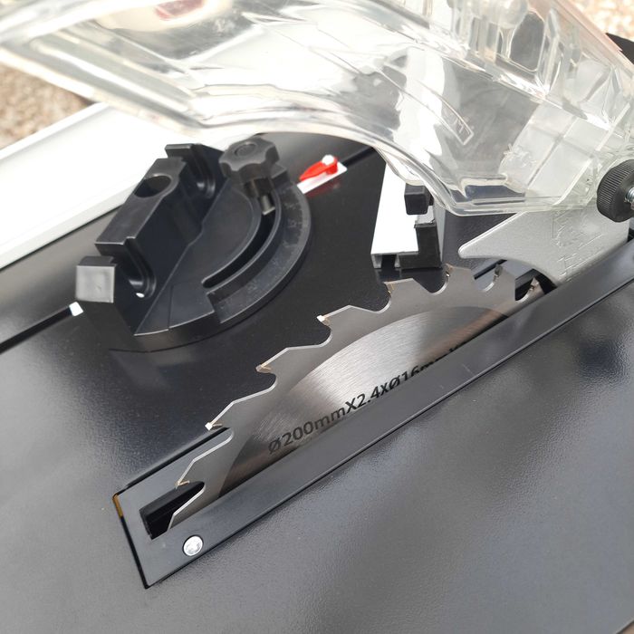 Pilarka stołowa krajzega 2000W KD5290