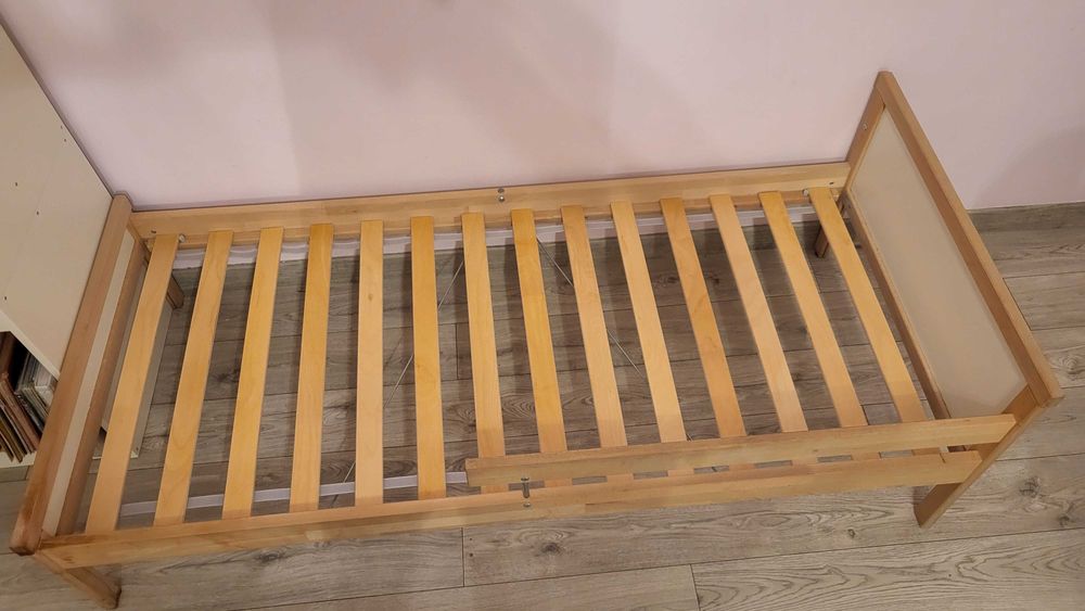 Łóżko IKEA SNIGLAR łóżeczko drewniane materac stelaż pokrowiec 70x160