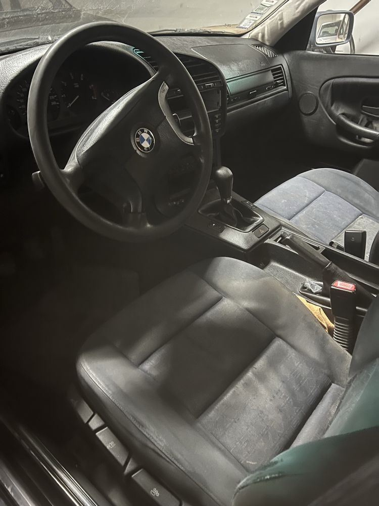 Bmw E36 18tds touring p/ peças