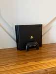 [PS4] Konsola PlayStation 4 Pro (CUH-7216B) 1TB + Pad