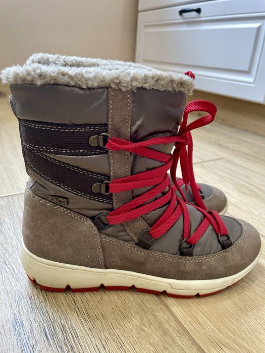 Чоботи зимові (сапоги,ботинки)