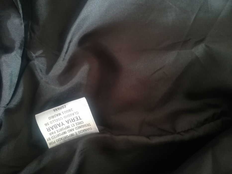 Casaco/blaser da marca Teria Yabar