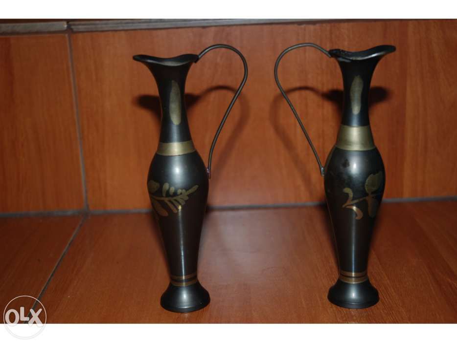 Jarros para decoração em metal