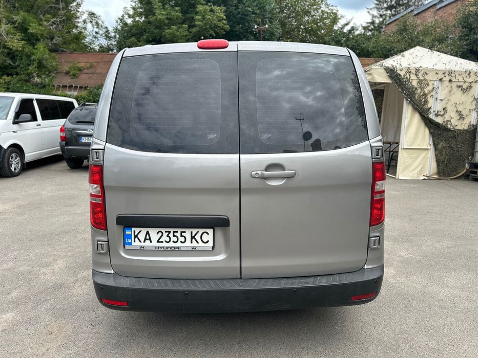 Хюндай Н-1 автомобіль