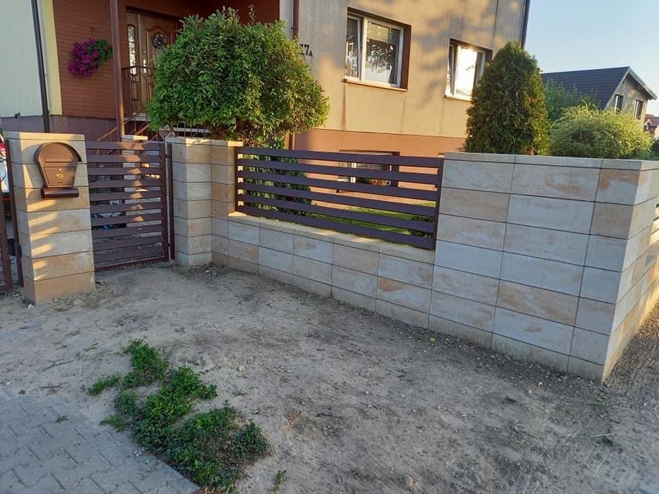 Murowanie plotu ogrodzeń modułowych, łupanych DREW-BET JONIEC STYROBUD