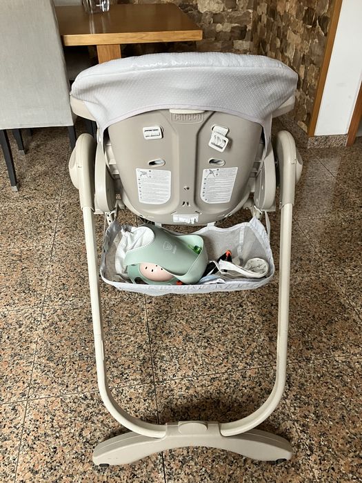 Cadeira alta de papa polly chicco blw. Cadeira para bebes. Refeição