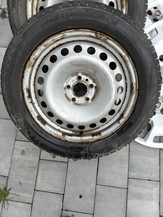 Felgi stalowe 16 5x98 ET 36,5 6J Fiat Doblo kołpaki opony 255/55/R16