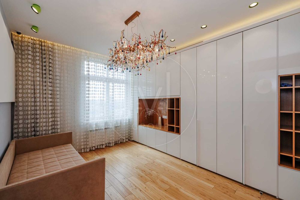 Перша здача вул Грушевського 9А Печерськ 3 спальні