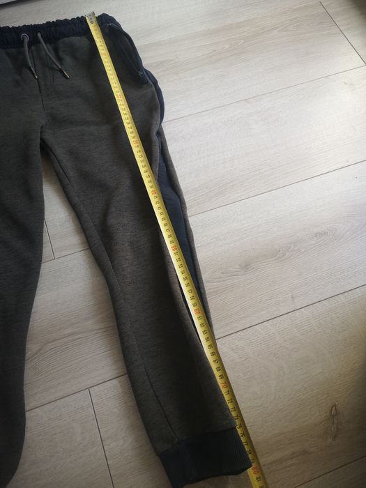 M&S spodnie dresowe 146