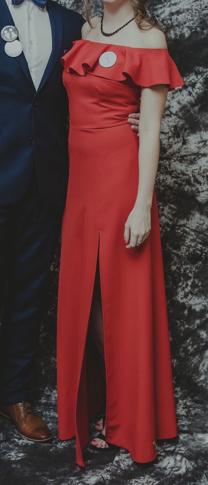 Sukienka czerwona długa elegancka hiszpanka na wesle studniowke 18stke
