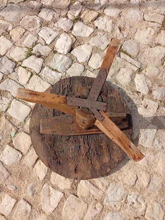 Mesa de apoio rústica