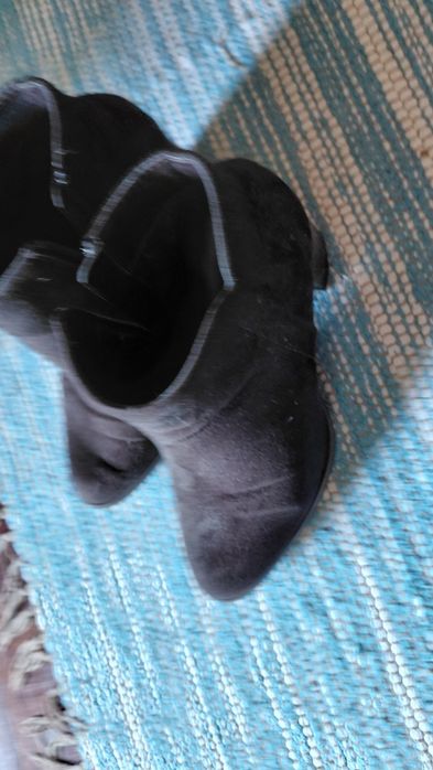 Botas castanhas com salto