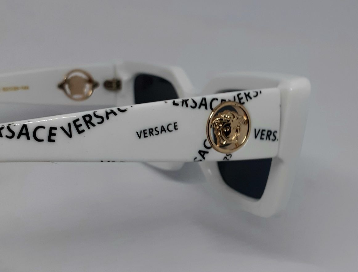 Versace хитовые женские очки белый глянец с логотипом на дужках
