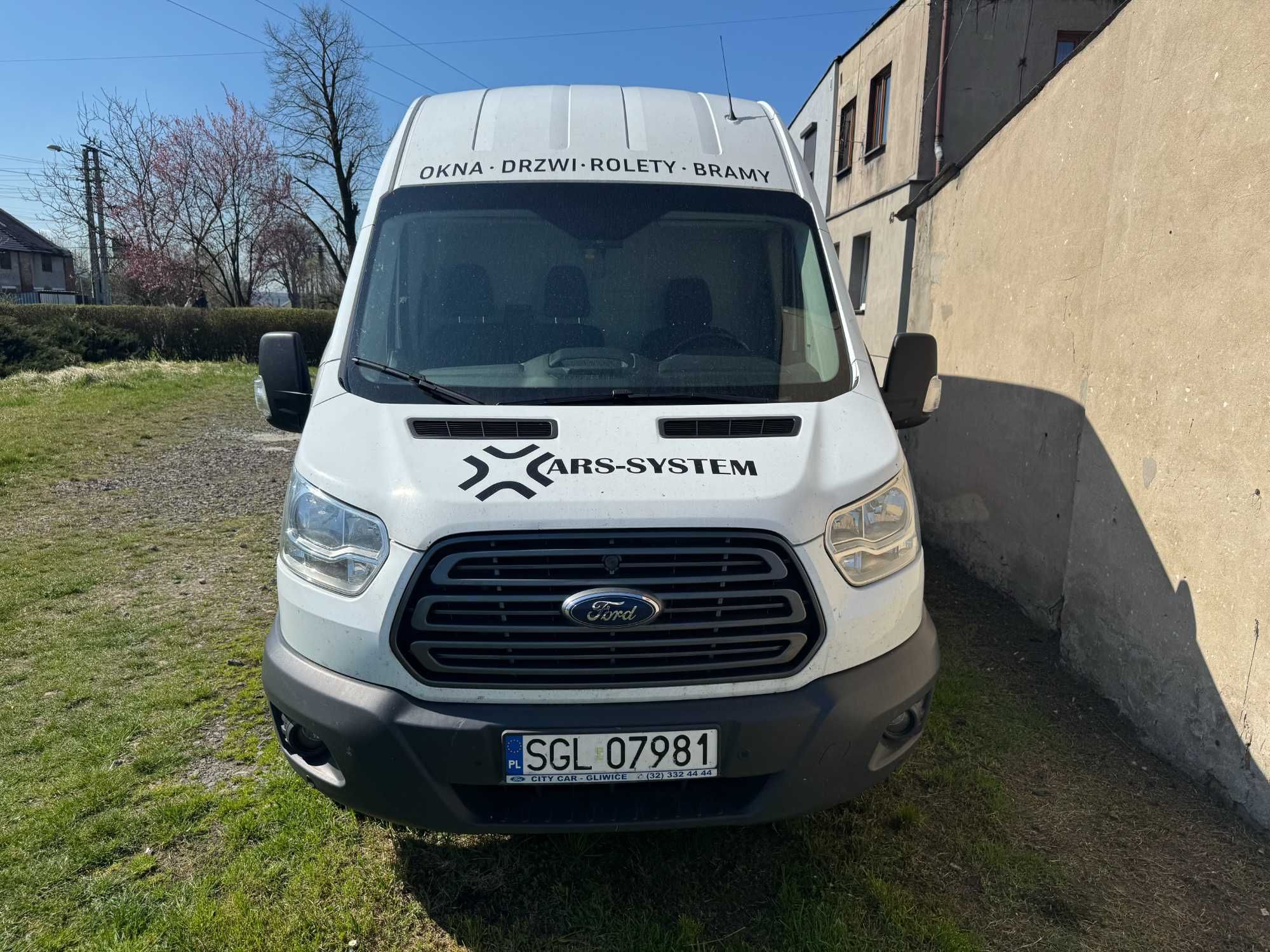 Syndyk sprzeda samochód Ford Transit r. 2017