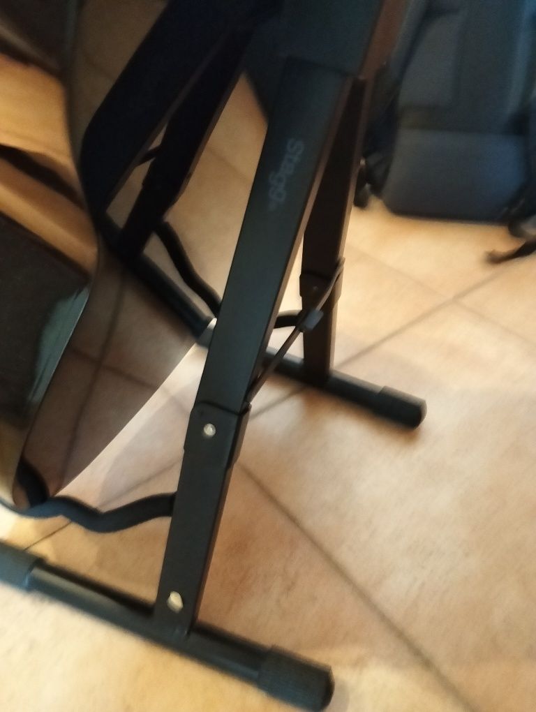 Guitarra em bom estado