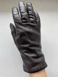 Две пары кожанеых перчаток