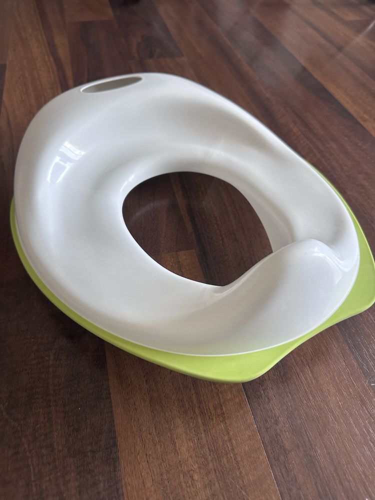 Sprzedaję ikea nakladkę na wc w idealnym stanie