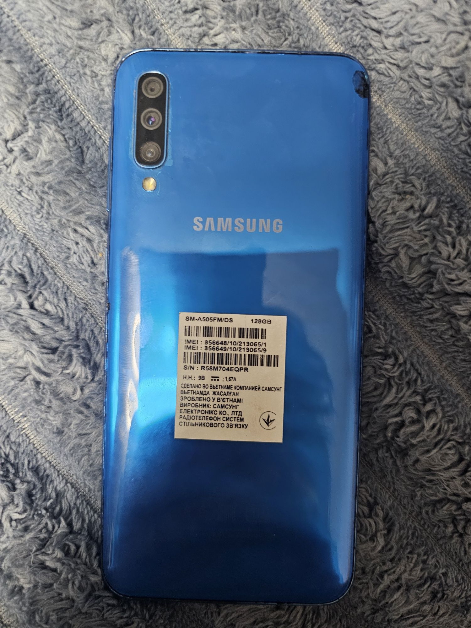 Samsung Galaxy A50 4/64Gb
