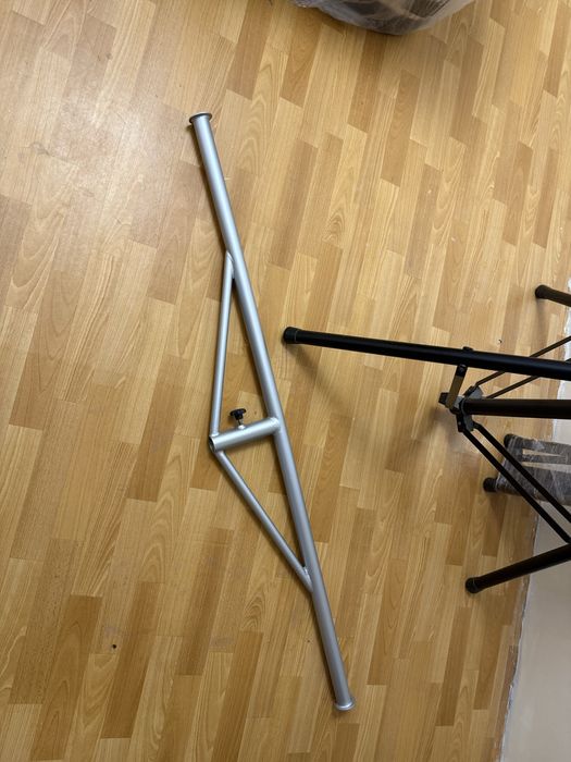 Стійка штатив для освітлення з підйомним механізмом (з лебідкою)