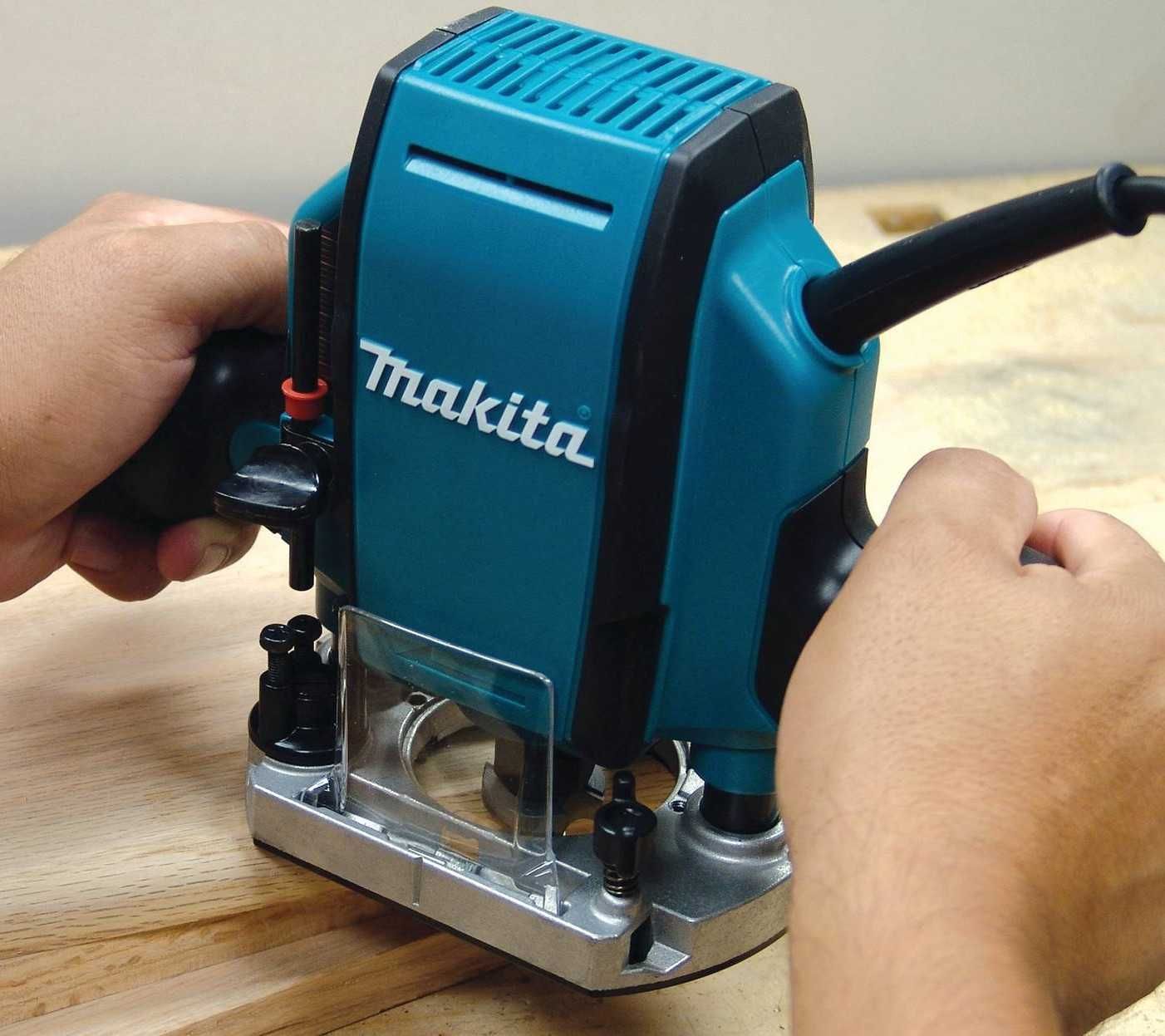 Новий Фрезер Makita RP0900