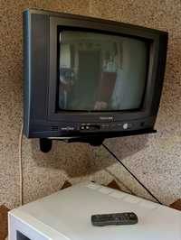 Телевизор на кухню с креплением на стену с пультом