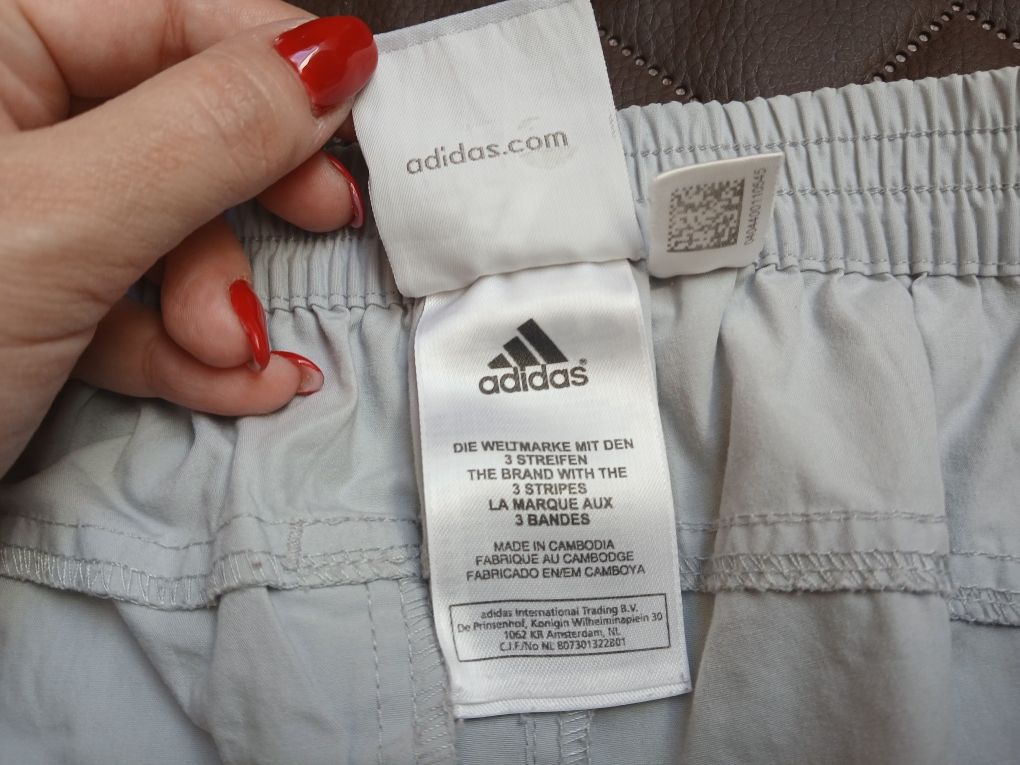 Szorty Spodenki Dłuższe Markowe Adidas Orginał M-L