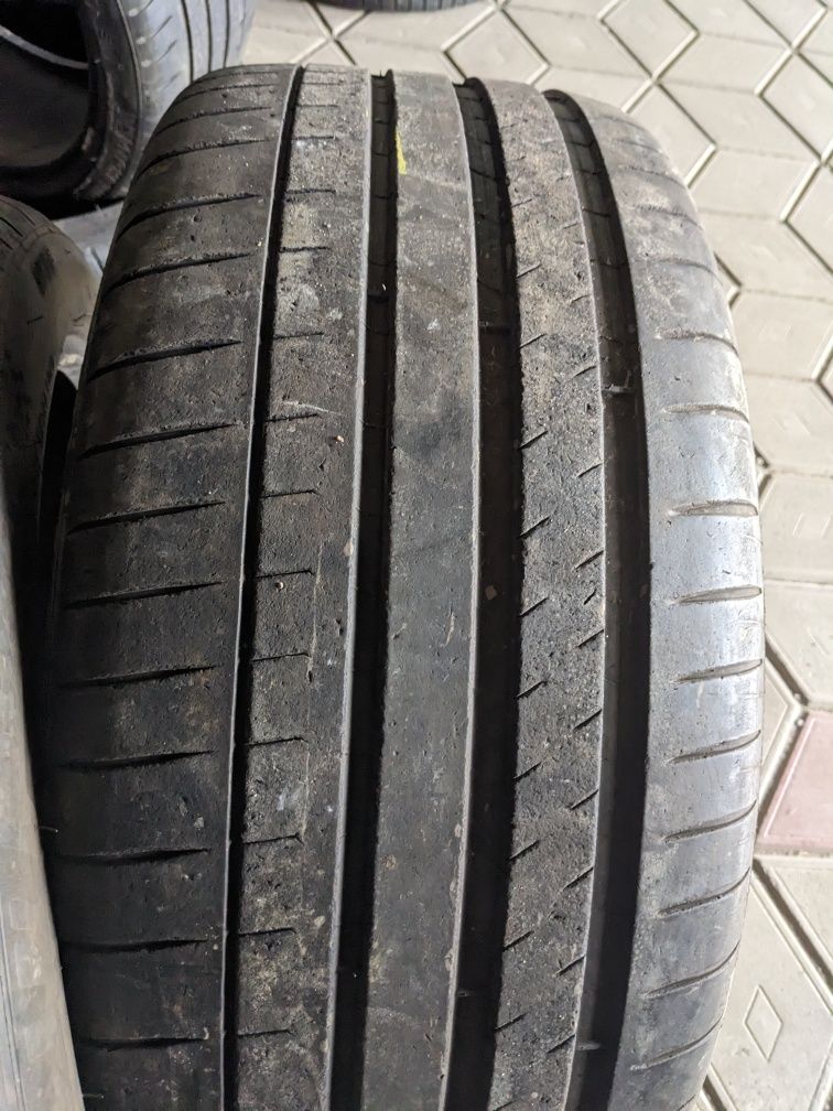 255/40R21  Michelin PilotSport4